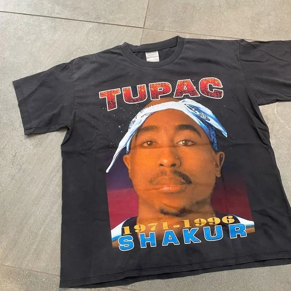 Vintage Tupac Black 1996 size large Tupac Shakur graphic tee #90s #rap - Picture 3 of 7